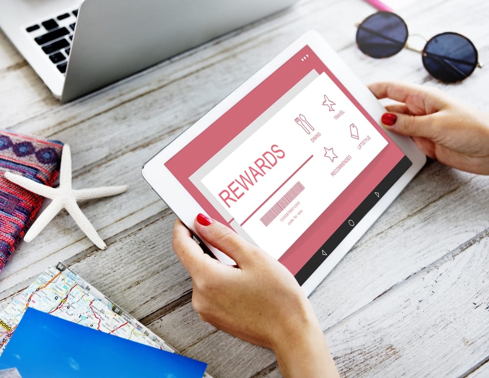 Top 3 Cash Back and Travel Rewards Credit Cards for 2017